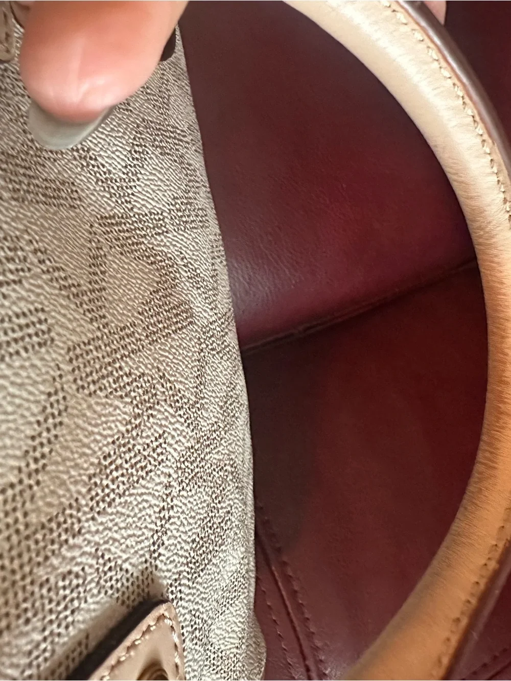 EUC Michael Kors Beige and Cream Signature Mini Satchel - Picture 11 of 13